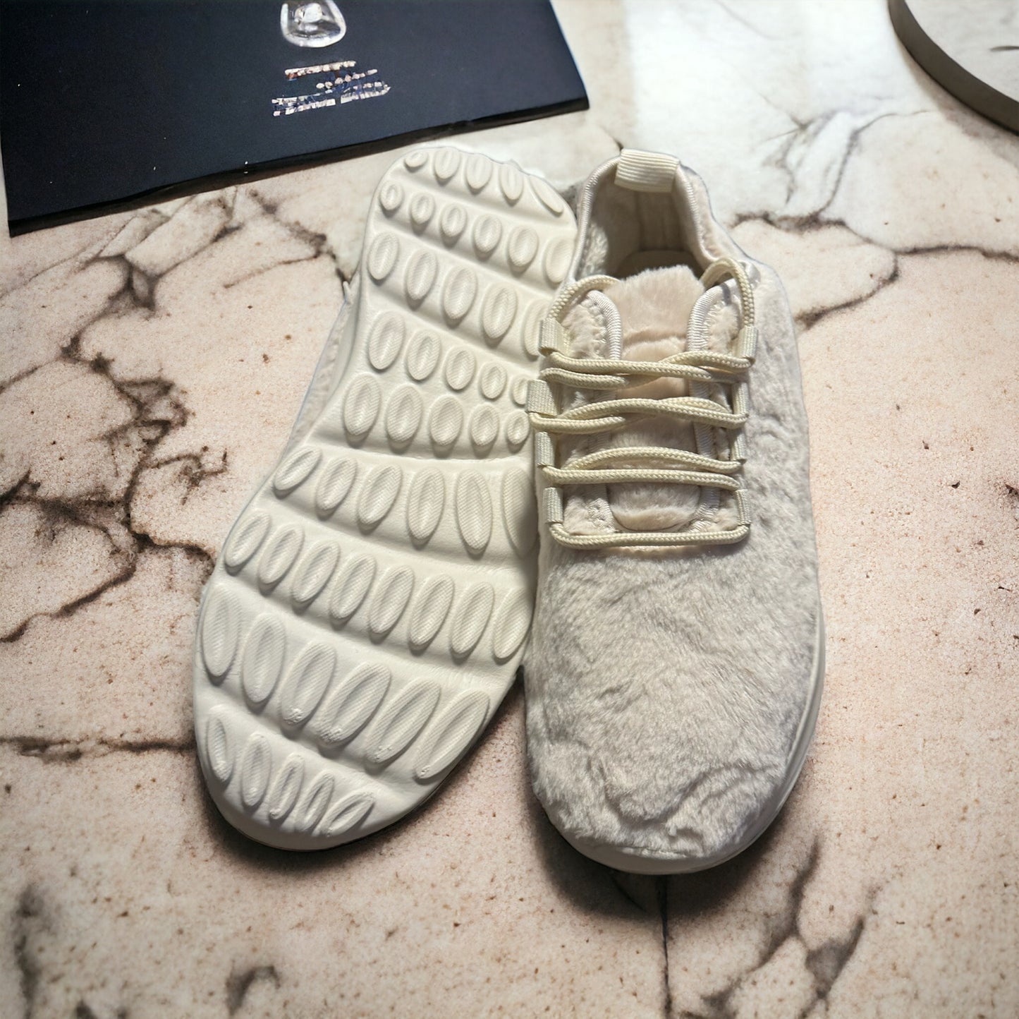 Women's Comfy Fur-type Sneakers