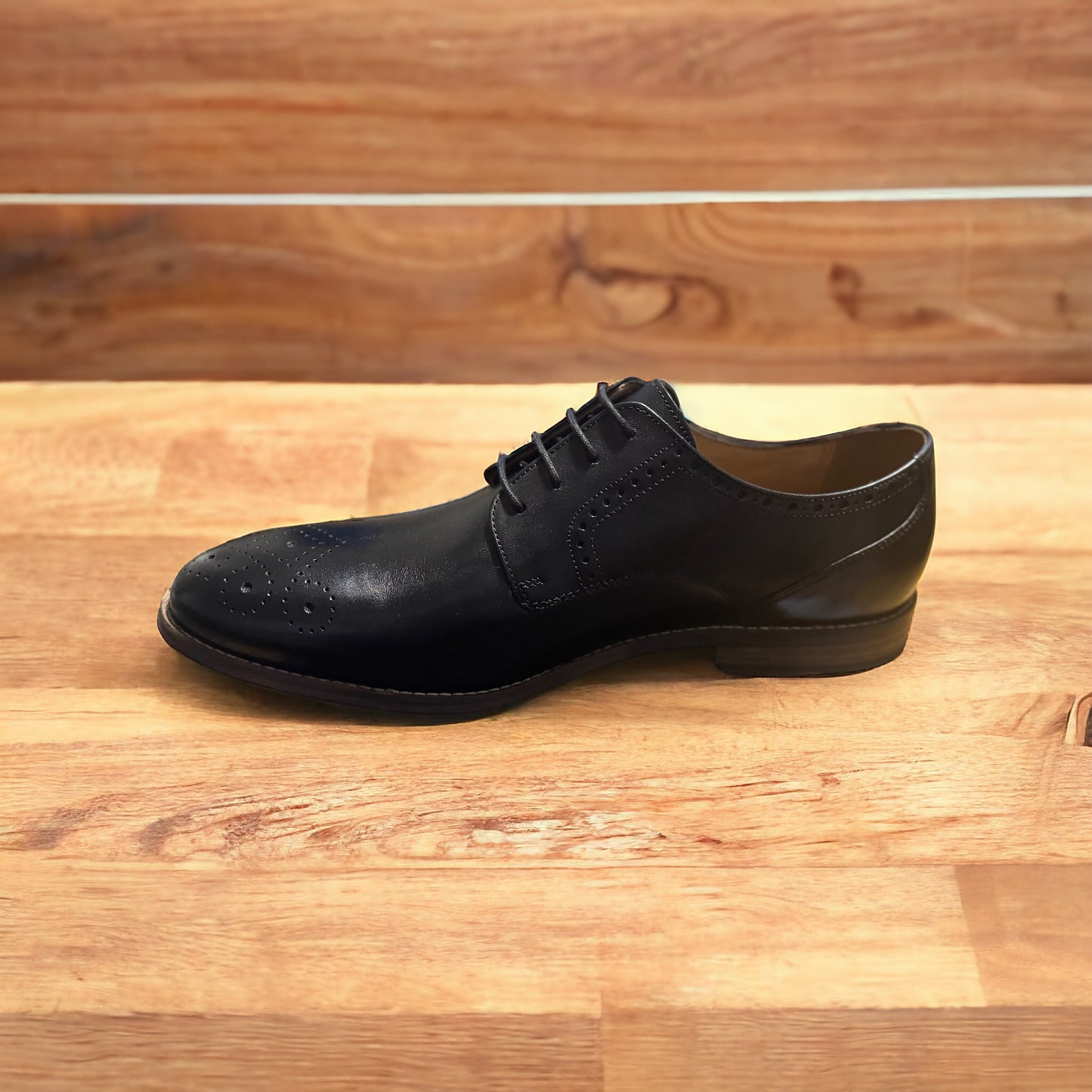 Bostonian Men's Oxford shoes with Layered Footbed (25015)