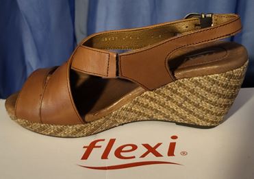 Flexi Tabaco Women's Wedge Heel Slippers, 10905, Size: 6 (US)