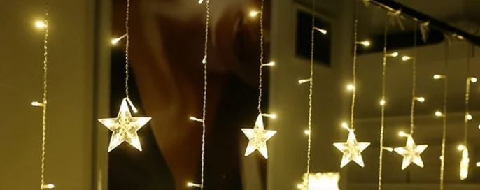 12 Stars Curtain LED Starry String Lights, Easy To Use, Safe, Power-saving and Eco-friendly, Window Curtain Lights, Warm White (138 LED - Star)